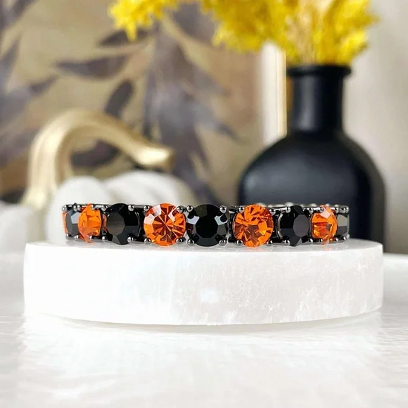 Park Lane SpOoKY🖤🎃BrAcLeTe! 
Hallow👀nTreat👻Free Impression! 
Necklace in Black!🖤 - Picture 3 of 13